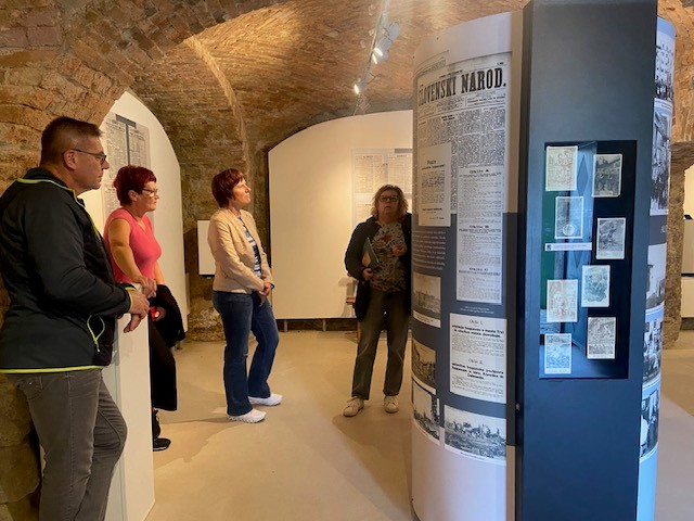 Obiskovalci razstave Buči, buči morje Adrijansko